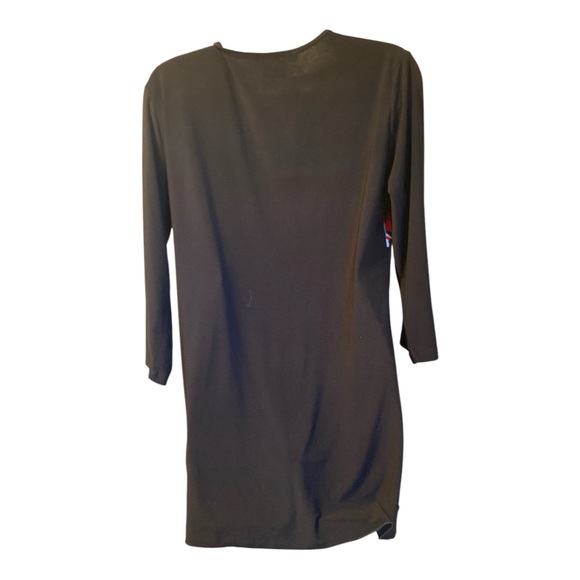 Beautiful top - Picture 3 of 3